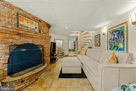 1701 Jackson St, Baltimore, MD 21230 photo 18