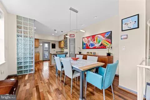 1701 Jackson St, Baltimore, MD 21230 photo 4