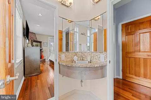 1701 Jackson St, Baltimore, MD 21230 photo 15