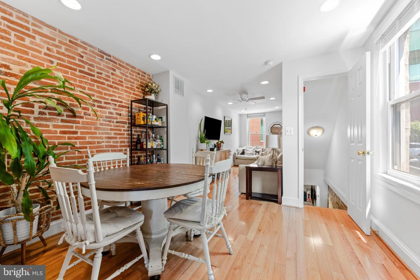 Dining - 1806 Byrd St, Baltimore, MD 21230 photo 3 of 3