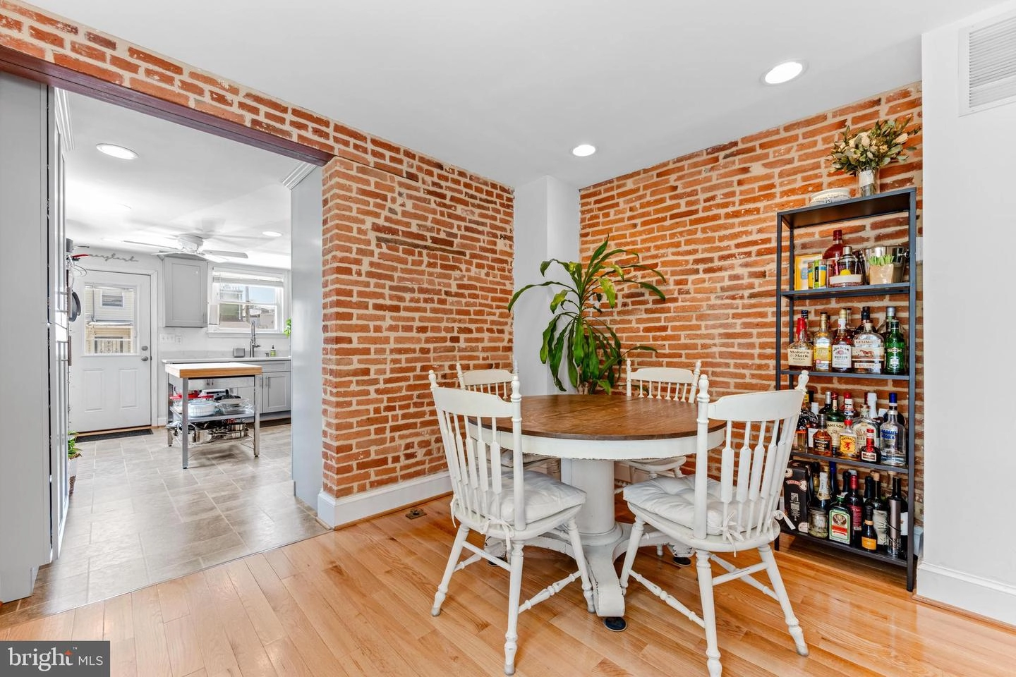 Dining - 1806 Byrd St, Baltimore, MD 21230 photo 2 of 3