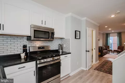 Kitchen - 124 N Glover St, Baltimore, MD 21224 photo 3 of 3
