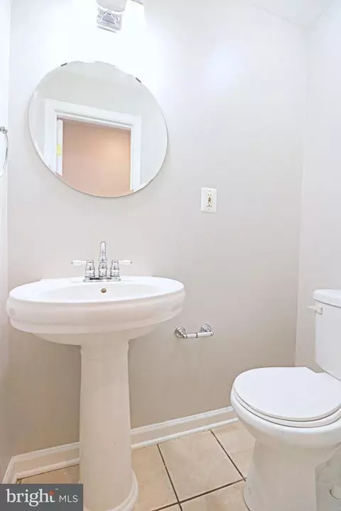 1145 Nanticoke St, Baltimore, MD 21230 photo 10