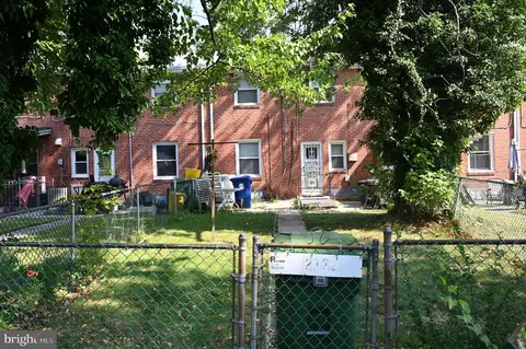 1347 Winston Ave, Baltimore, MD 21239 photo 2