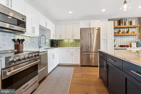 1200 Steuart St #521, Baltimore, MD 21230