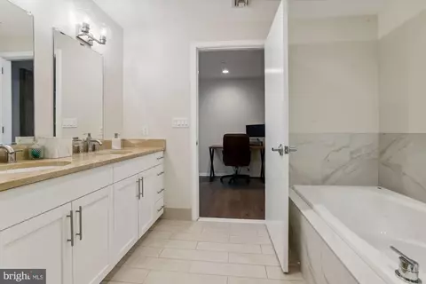 1200 Steuart St #521, Baltimore, MD 21230 photo 29