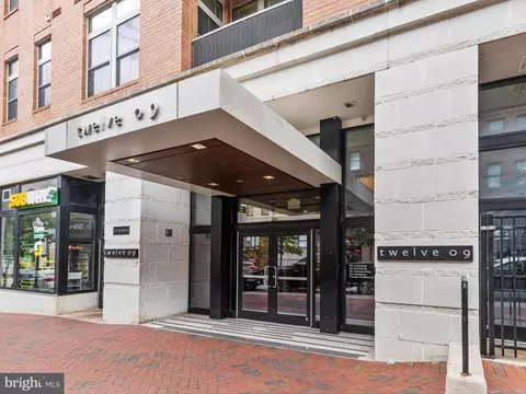 1209 N Charles St #415, Baltimore, MD 21201