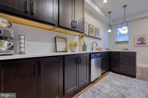 Kitchen - 2920 Walbrook Ave, Baltimore, MD 21216 photo 6 of 7