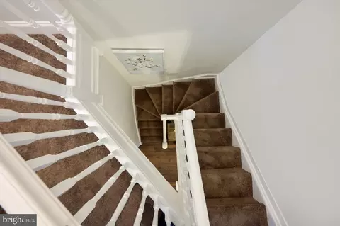 Entry Way - 2920 Walbrook Ave, Baltimore, MD 21216 photo 3 of 4