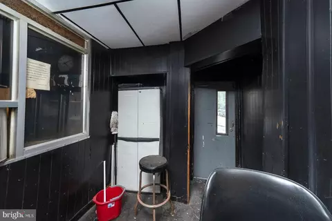 2139 Jefferson St, Baltimore, MD 21205 photo 10