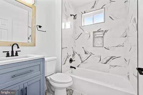 Bath - 3208 Normount Ave, Baltimore, MD 21216 photo 1 of 3