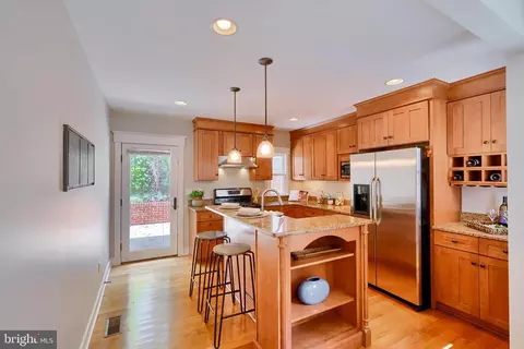 20 E Henrietta St, Baltimore, MD 21230 photo 22