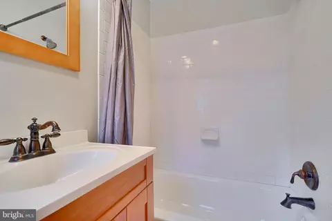 20 E Henrietta St, Baltimore, MD 21230 photo 45