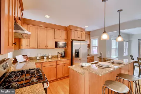 20 E Henrietta St, Baltimore, MD 21230 photo 18