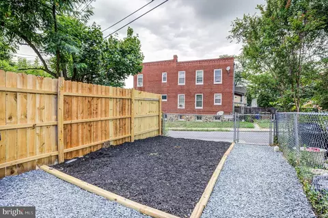 610 E 37th St, Baltimore, MD 21218 photo 24