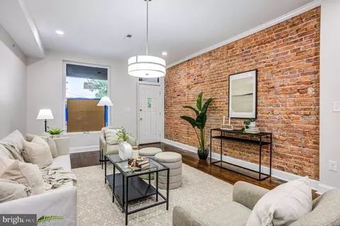 610 E 37th St, Baltimore, MD 21218 photo 10