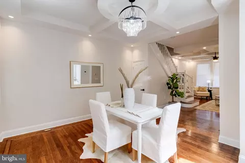 Dining - 2844 Ellicott Dr, Baltimore, MD 21216 photo 3 of 5