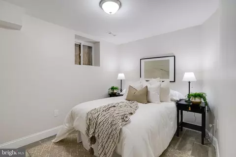Bedroom - 2844 Ellicott Dr, Baltimore, MD 21216 photo 11 of 12