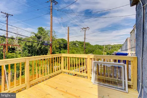 Exterior - 2844 Ellicott Dr, Baltimore, MD 21216 photo 2 of 3