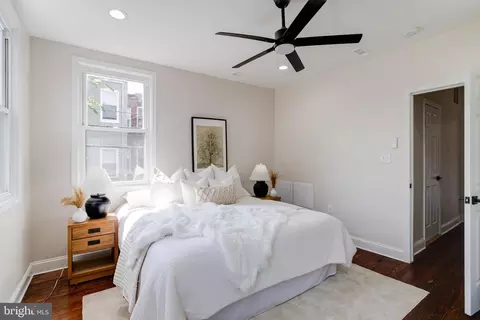 Bedroom - 2844 Ellicott Dr, Baltimore, MD 21216 photo 5 of 12