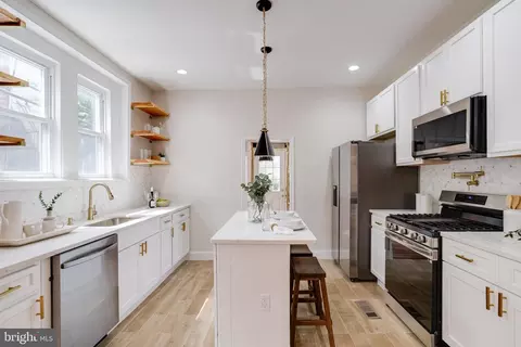 Kitchen - 2844 Ellicott Dr, Baltimore, MD 21216 photo 1 of 5