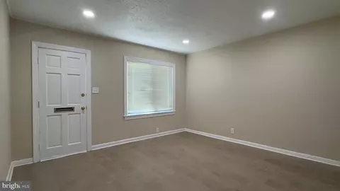 403 Seagull Ave, Brooklyn, MD 21225 photo 4