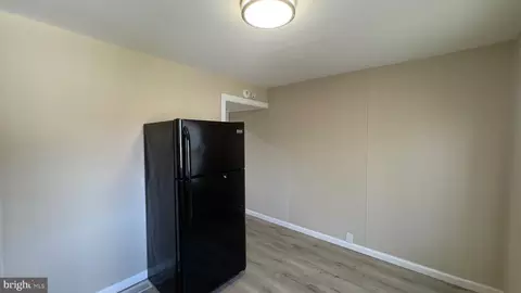 403 Seagull Ave, Brooklyn, MD 21225 photo 8