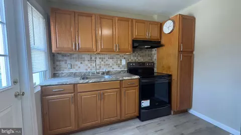 403 Seagull Ave, Brooklyn, MD 21225 photo 6