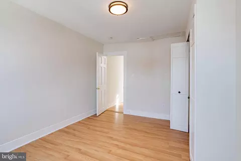 Bedroom - 1508 Light St, Baltimore, MD 21230 photo 11 of 13