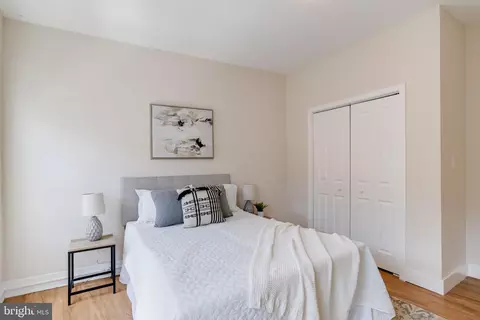 Bedroom - 1508 Light St, Baltimore, MD 21230 photo 4 of 13
