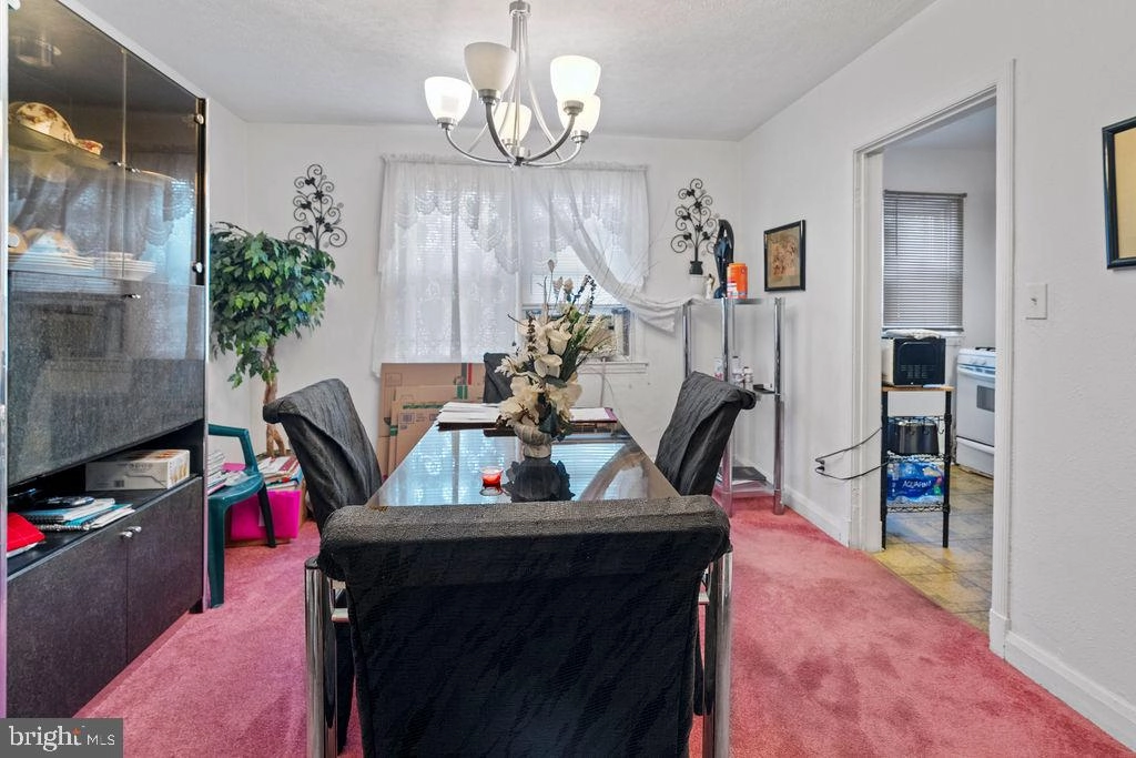 Dining - 706 Kevin Rd, Baltimore, MD 21229 photo 1 of 1
