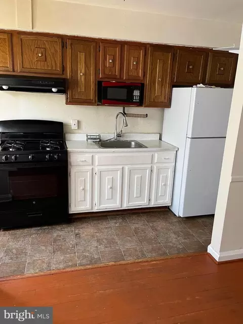 Kitchen - 6912 Conley St, Baltimore, MD 21224 photo 2 of 2