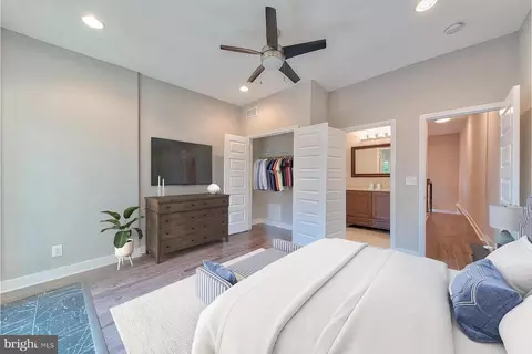 2208 E Fairmount Ave, Baltimore, MD 21231 photo 16