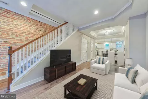2208 E Fairmount Ave, Baltimore, MD 21231 photo 5