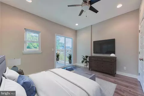 2208 E Fairmount Ave, Baltimore, MD 21231 photo 15