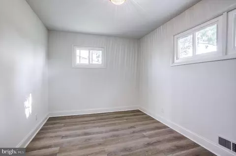 6218 Catalpha Rd, Baltimore, MD 21214 photo 17