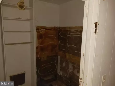 Entry Way - 2645 Dulany St, Baltimore, MD 21223 photo 1 of 12