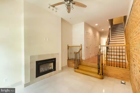 115 E Cross St, Baltimore, MD 21230 photo 4