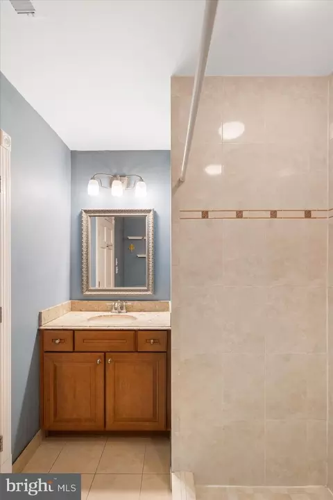 115 E Cross St, Baltimore, MD 21230 photo 21