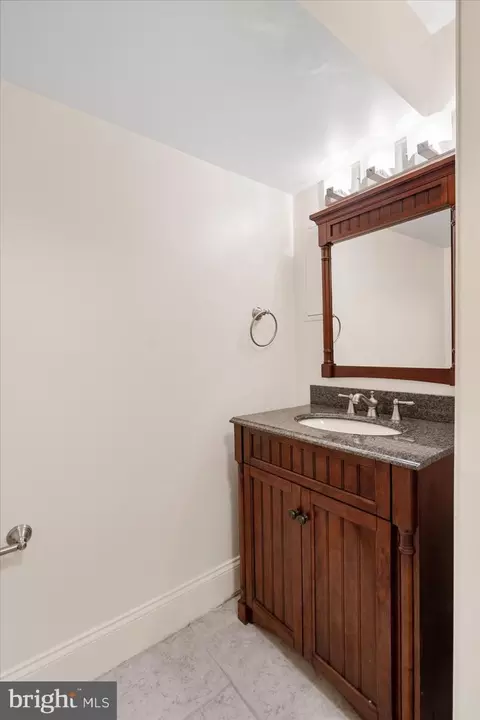 115 E Cross St, Baltimore, MD 21230 photo 28