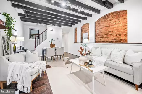 137 W Henrietta St, Baltimore, MD 21230