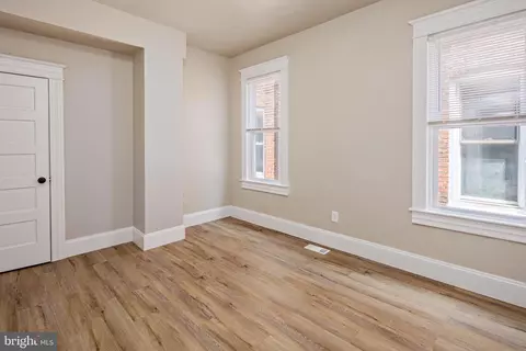 Other - 334 N Hilton St, Baltimore, MD 21229 photo 11 of 17