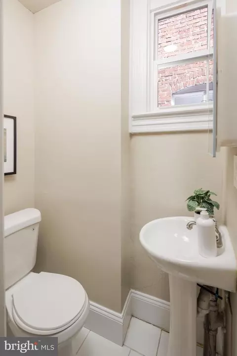 Bath - 334 N Hilton St, Baltimore, MD 21229 photo 1 of 3