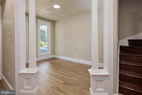 Living - 334 N Hilton St, Baltimore, MD 21229 photo 1 of 7