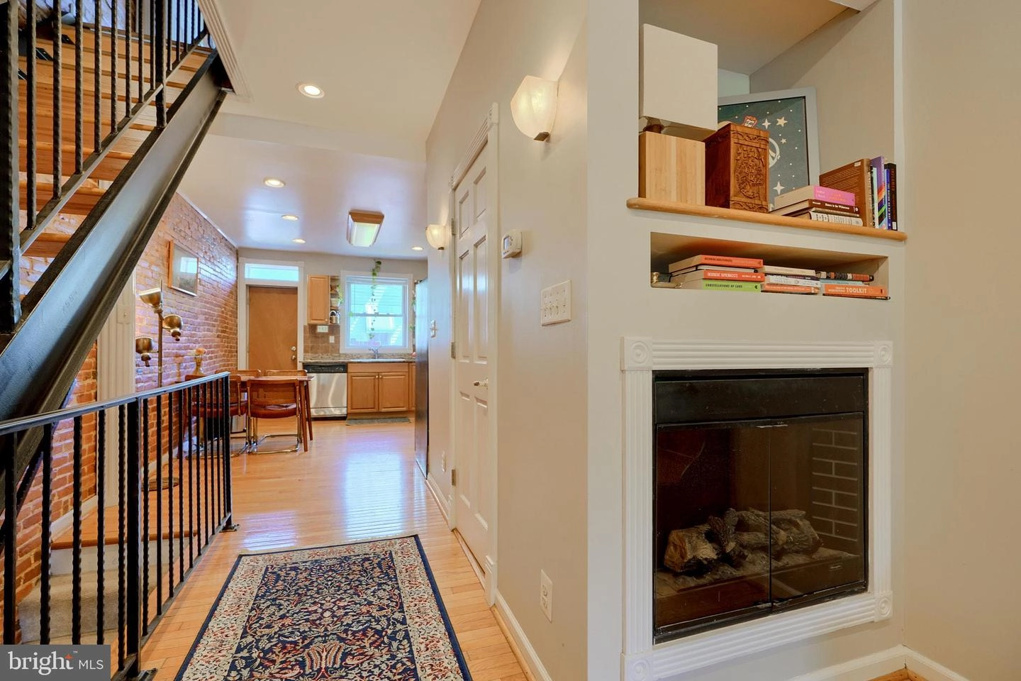 Entry Way - 2714 E Fairmount Ave, Baltimore, MD 21224 photo 1 of 3