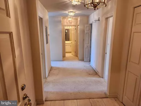 Entry Way - 10 E Lee St #1205, Baltimore, MD 21202 photo 2 of 3