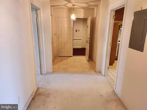 Entry Way - 10 E Lee St #1205, Baltimore, MD 21202 photo 3 of 3