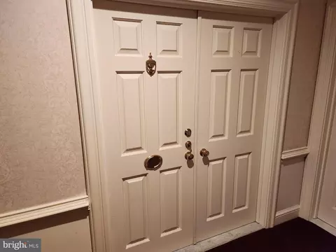 Entry Way - 10 E Lee St #1205, Baltimore, MD 21202 photo 1 of 3