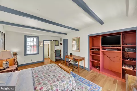 Bedroom - 1611 Lancaster St, Baltimore, MD 21231 photo 2 of 7