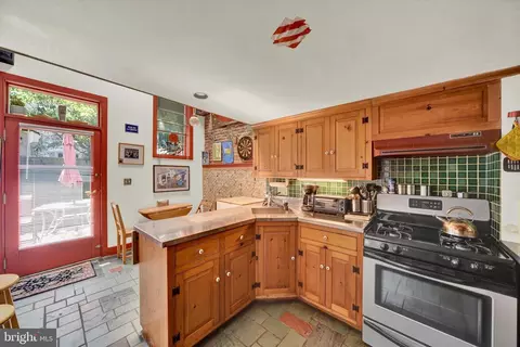 Kitchen - 1611 Lancaster St, Baltimore, MD 21231 photo 2 of 6